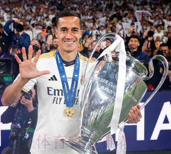 阿斯报:皇马为巴斯克斯开500万欧年薪续约报价 阿斯报:皇马为巴斯克斯开500万欧年薪续约报价