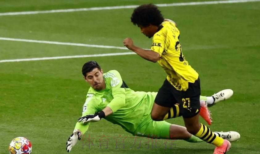 马丁内斯:库尔图瓦现处于职业生涯的最佳时刻 马丁内斯:库尔图瓦现处于职业生涯的最佳时刻